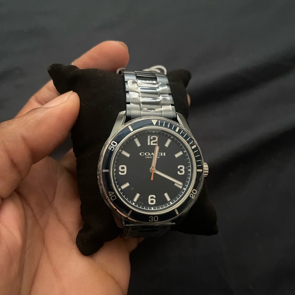 Brand new coach watch - Picture 2 of 5